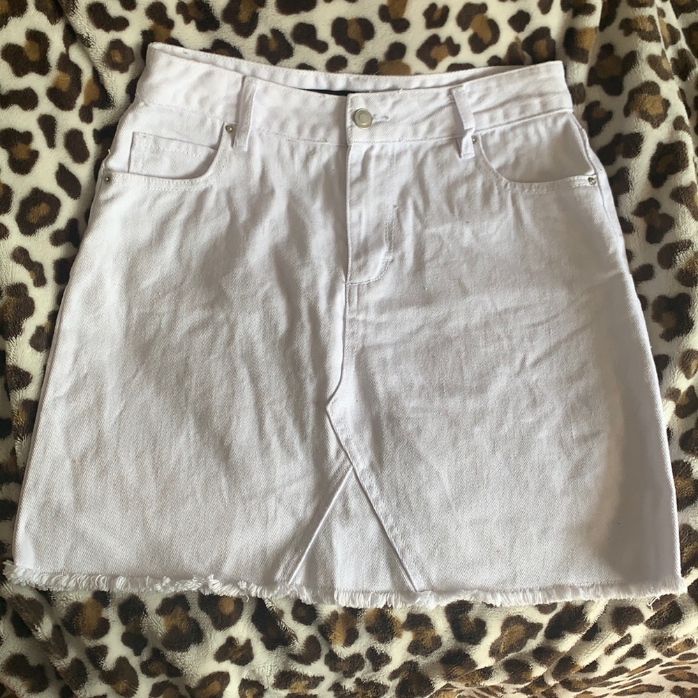 White Denim Skirt Size Medium